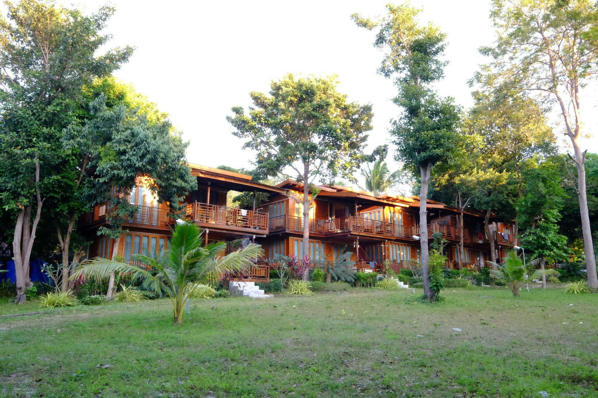 Long Bay Resort Koh Lipe Bagian luar foto